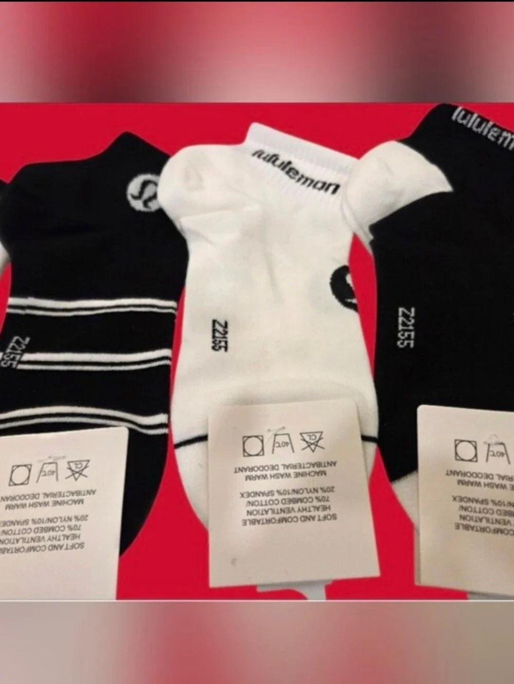 Lululemon Womens Logo Ankle Socks Small BNWT With Box5 Pair Black & White